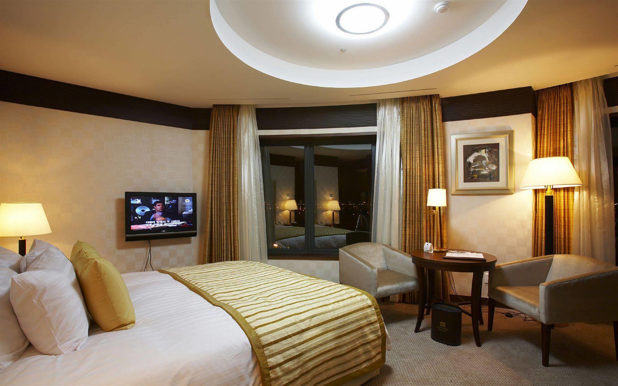 Niagara Hotel Seoul Exterior photo